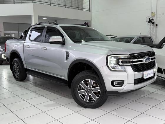 FORD RANGER 3.0 V6 TURBO DIESEL CD XLT 4X4 AUTOMÁTICO FORD RANGER 3.0 V6 TURBO DIESEL CD XLT 4X4 AUTOMÁTICO